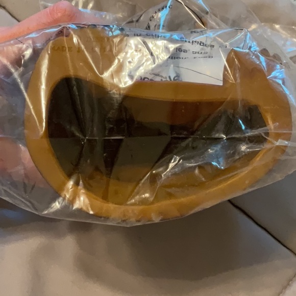 Beauty & the Beast Rubber Hand Puppets - Picture 4 of 16